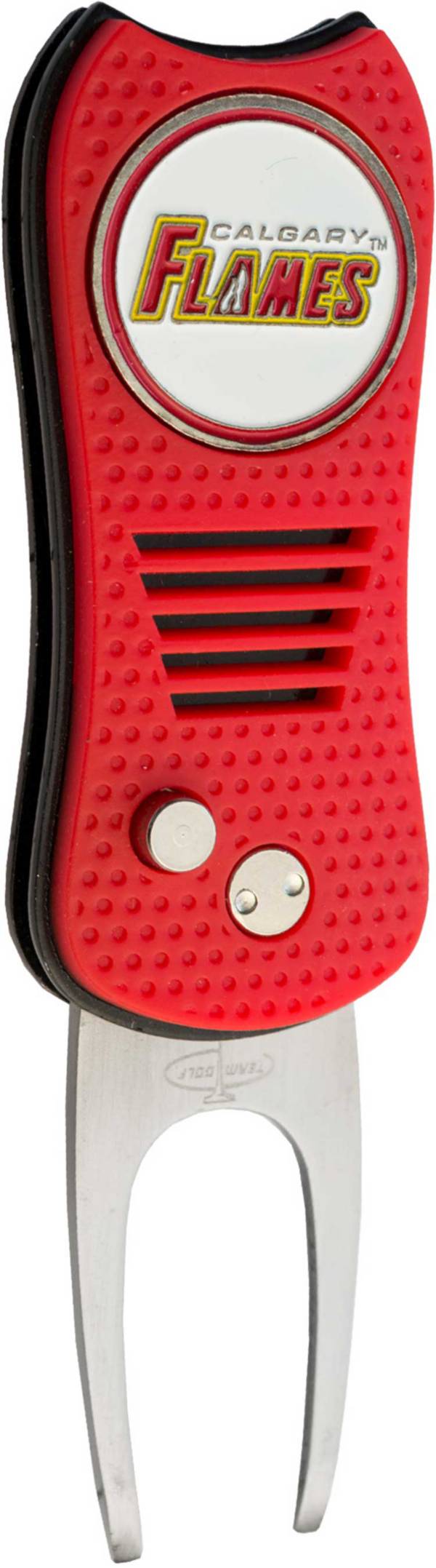 Team Golf Calgary Flames Switchfix Divot Tool