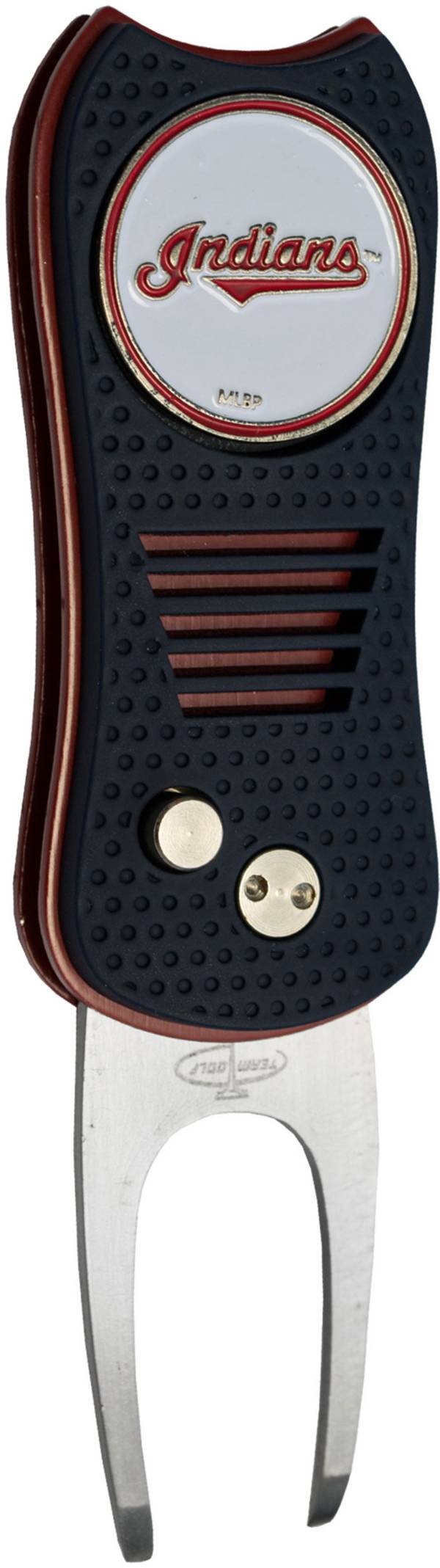 Team Golf Cleveland Indians Switchfix Divot Tool