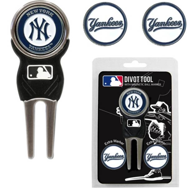 Team Golf New York Yankees Divot Tool and Marker Set