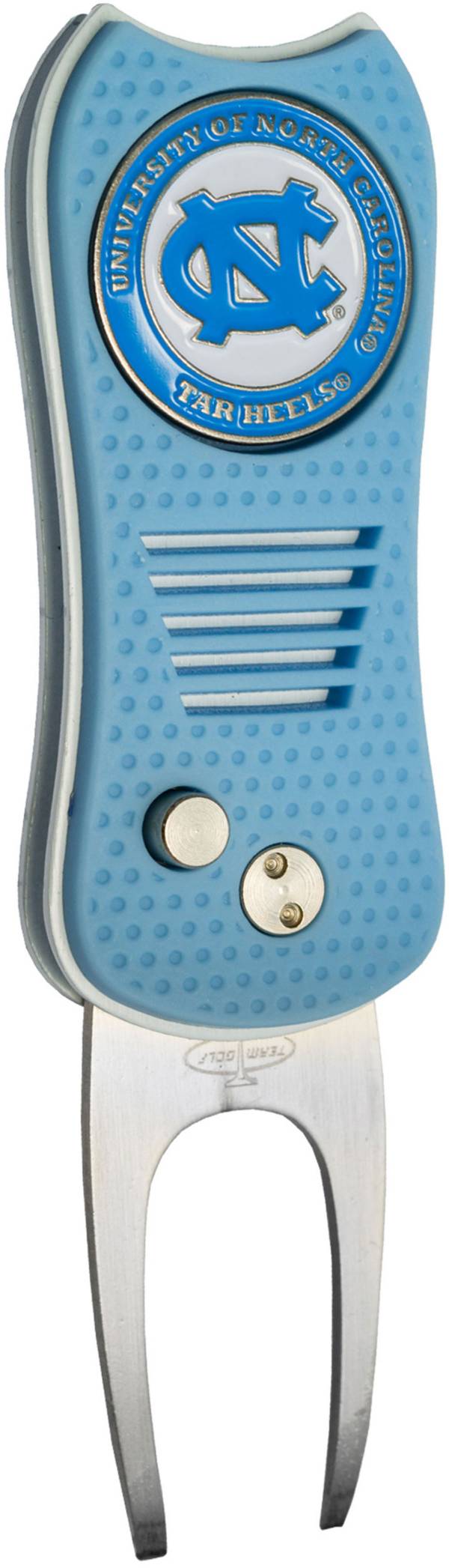 Team Golf North Carolina Tar Heels Switchfix Divot Tool