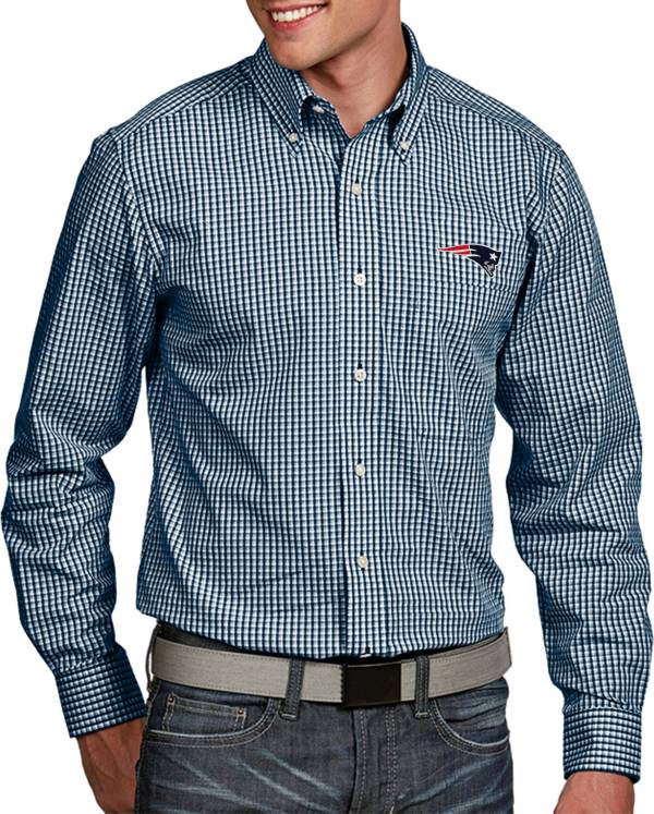 Antigua Men's New England Patriots Associate Button Down Dress Shirt