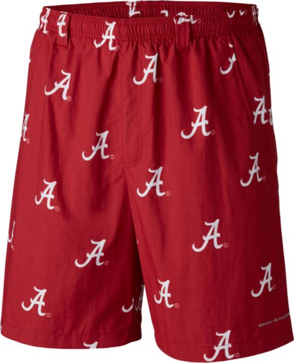 Columbia Men's Alabama Crimson Tide Crimson Backcast II Printed Performance Shorts