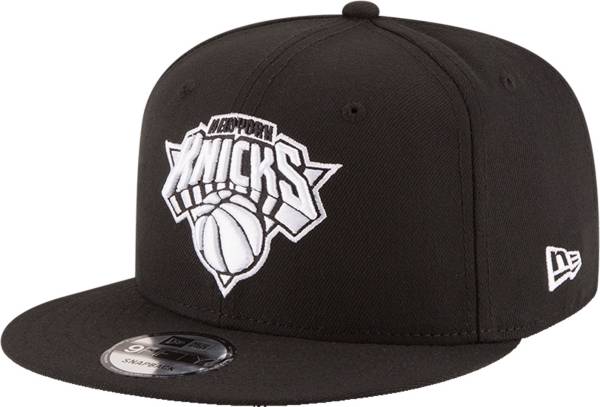 New Era Men's New York Knicks 9Fifty Adjustable Snapback Hat