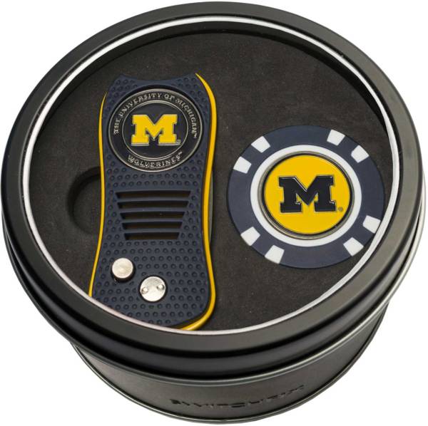 Team Golf Michigan Wolverines Switchfix Divot Tool and Poker Chip Ball Marker Set