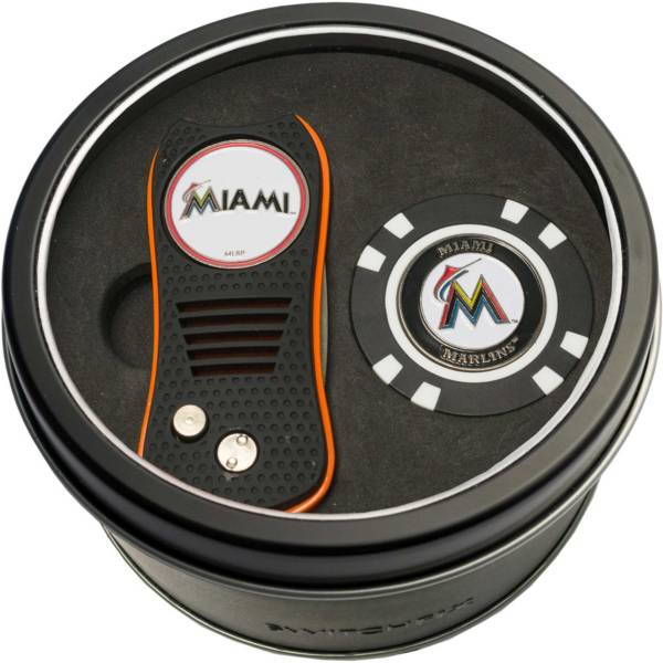 Team Golf Miami Marlins Switchfix Divot Tool and Poker Chip Ball Marker Set product image