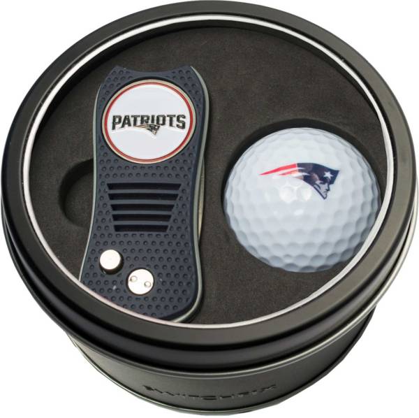 Team Golf New England Patriots Switchfix Divot Tool and Golf Ball Set