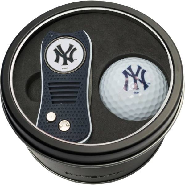 Team Golf New York Yankees Switchfix Divot Tool and Golf Ball Set product image