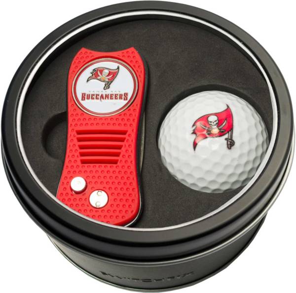 Team Golf Tampa Bay Buccaneers Switchfix Divot Tool and Golf Ball Set