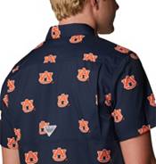Columbia Men's Auburn Tigers Blue Super Slack Button Down Shirt product image