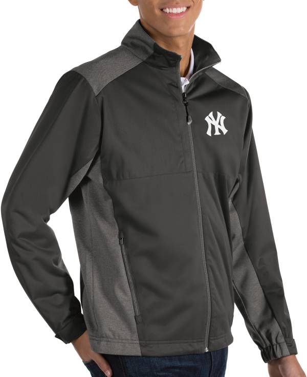 Antigua Men's New York Yankees Revolve Grey Full-Zip Jacket