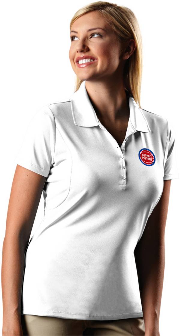 Antigua Women's Detroit Pistons Xtra-Lite White Pique Performance Polo