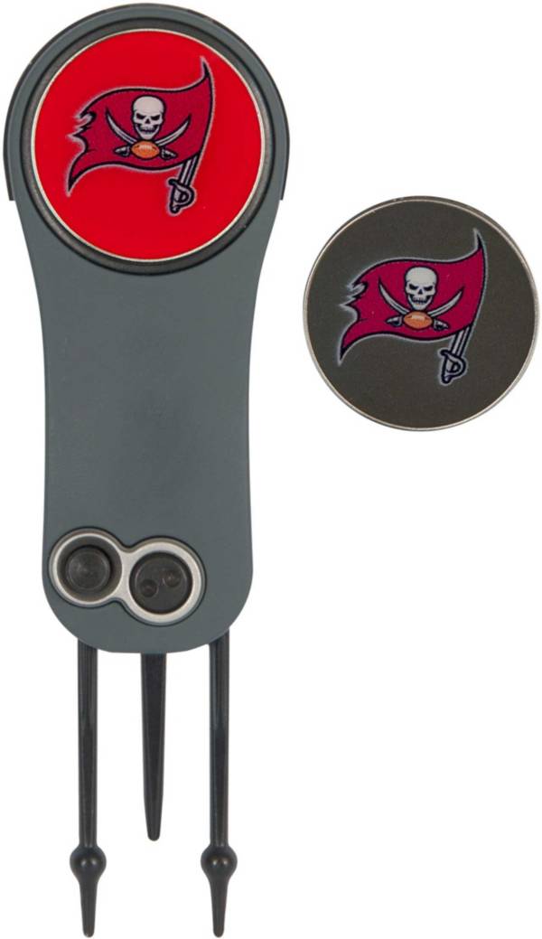 Team Effort Tampa Bay Buccaneers Switchblade Divot Tool and Ball Marker Set
