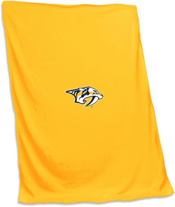 Nashville Predators 54'' x 84'' Sweatshirt Blanket