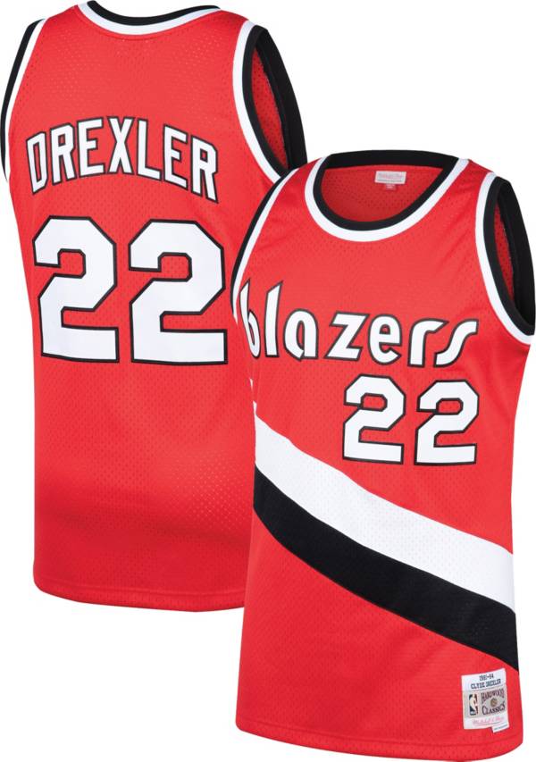 Mitchell & Ness Men's Portland Trail Blazers Clyde Drexler #22 Swingman Jersey