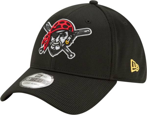 New Era Men's Pittsburgh Pirates Black 39Thirty Clubhouse Stretch Fit Hat