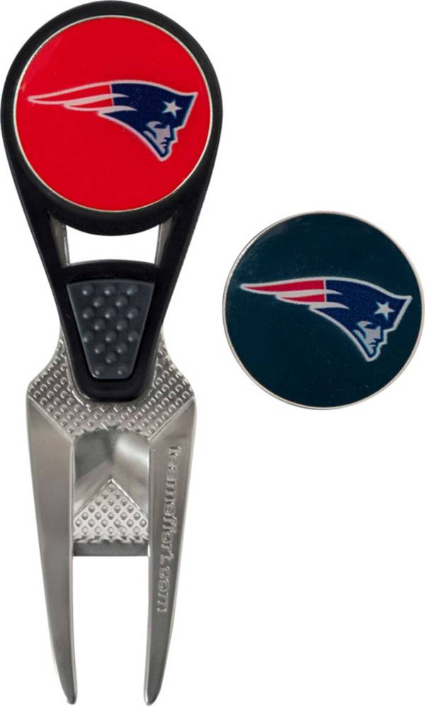 Team Golf New England Patriots Divot Tool and Marker Set