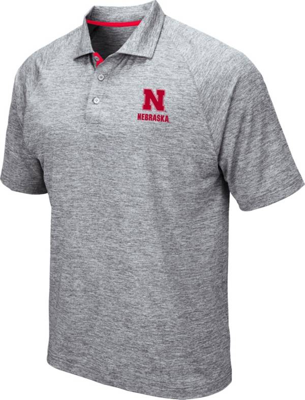 Colosseum Men's Nebraska Cornhuskers Grey Wedge Polo