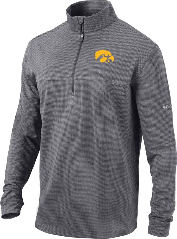 Columbia Men's Iowa Hawkeyes Black Omni-Wick Soar Half-Zip Pullover Shirt