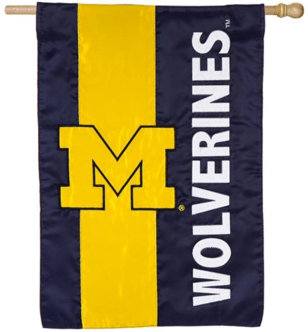 Evergreen Michigan Wolverines Embellish House Flag