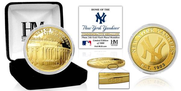 Highland Mint New York Yankees Stadium Gold Coin product image