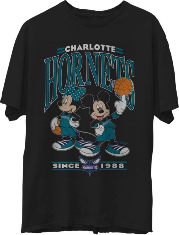 Junk Food Men's Charlotte Hornets Disney Vintage Minnie & Mickey Black T-Shirt