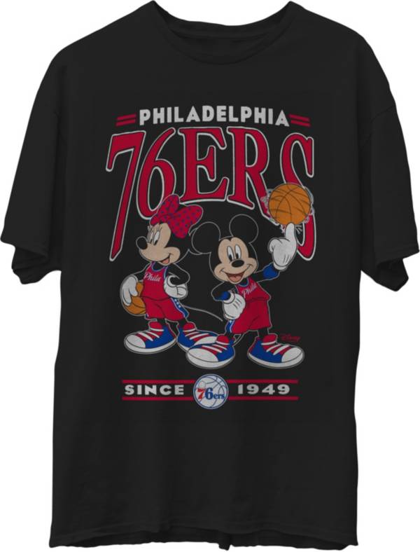 Junk Food Men's Philadelphia 76ers Disney Vintage Minnie & Mickey Black T-Shirt product image