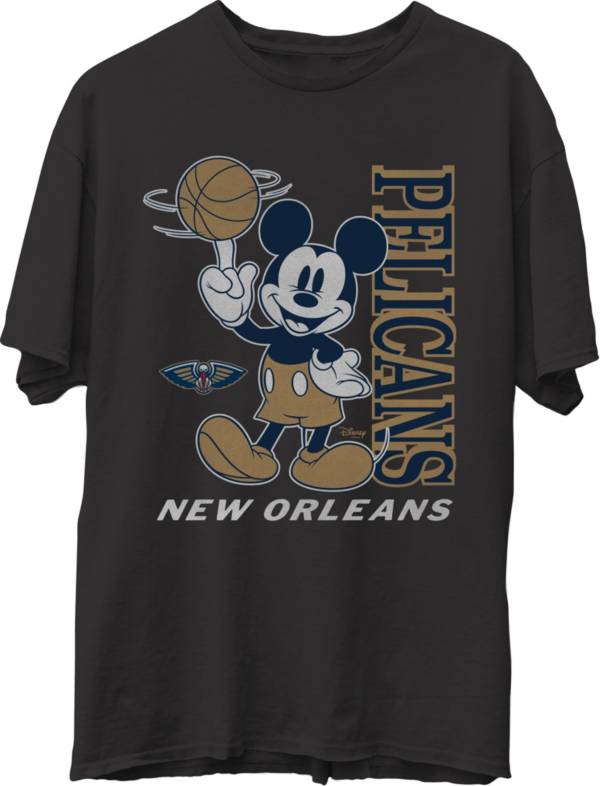 Junk Food Men's New Orleans Pelicans Disney Vintage Mickey Baller Black T-Shirt