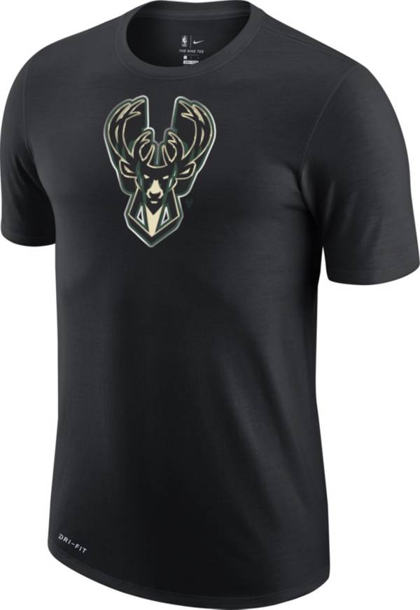 Nike Men's Milwaukee Bucks 2021 Earned Edition T-Shirt