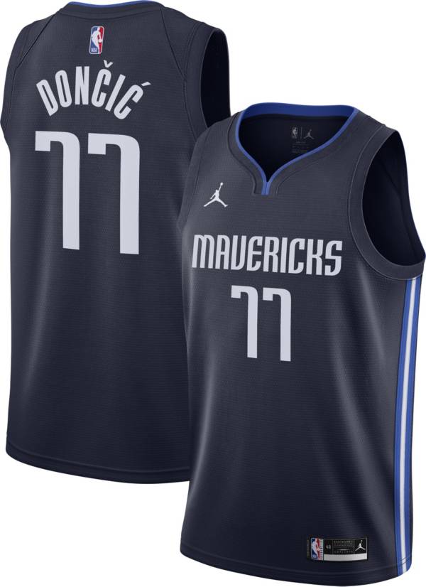 Jordan Men's Dallas Mavericks Luka Doncic #77 Navy 2020-21 Dri-FIT Statement Swingman Jersey