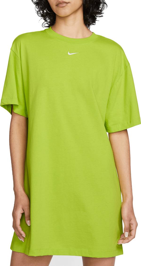 Nike Women's Sportswear Essential Dress