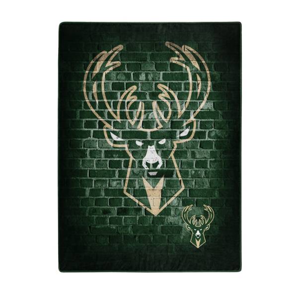 Milwaukee Bucks 50'' x 60'' Street Play Raschel Blanket