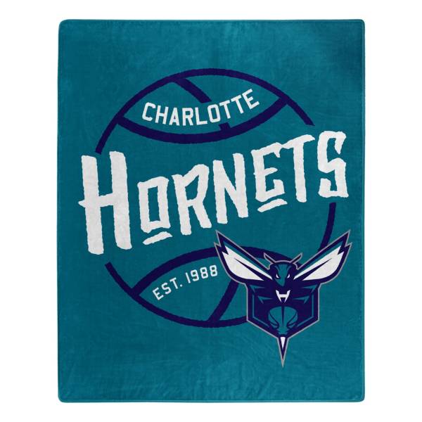Charlotte Hornets 50'' x 60'' Blacktop Raschel