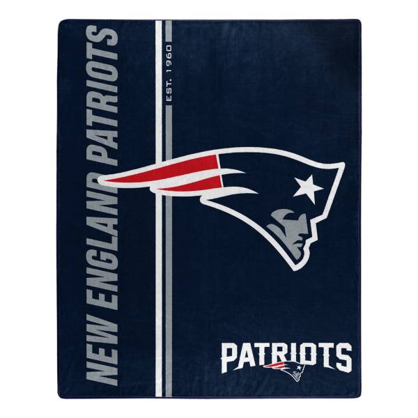 New England Patriots 50'' x 60'' Restructure Raschel