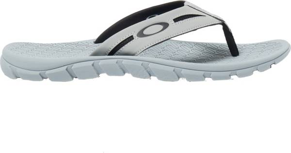Oakley Men's Operative 2.0 Flip Flops
