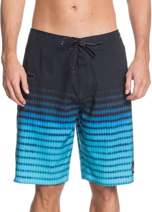 Quiksilver Men's Highline Upsurge 21" Board Shorts