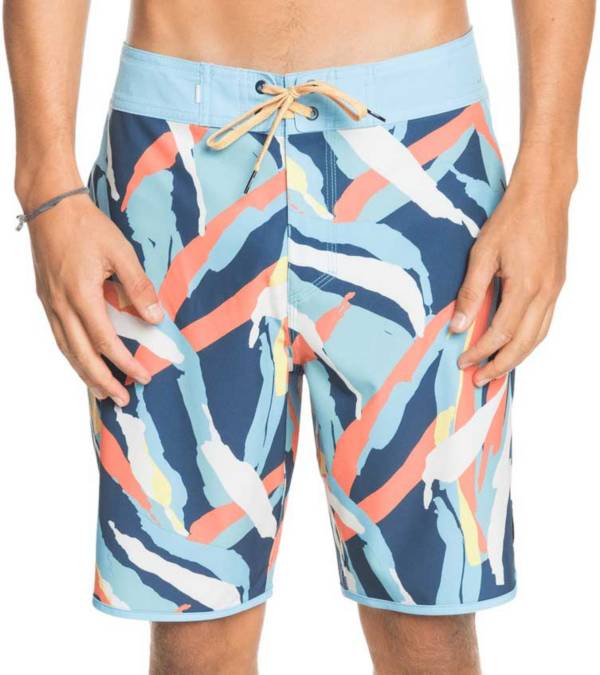 Quiksilver Men's Highline Scallop Variable 19” Board Shorts