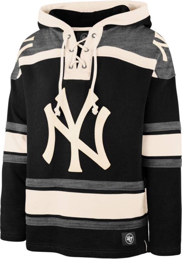‘47 Men's New York Yankees Black Lacer Pullover Hoodie product image