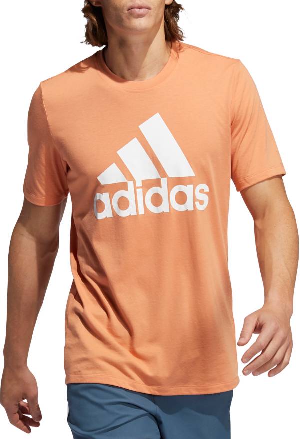 adidas Men's FreeLift Big Badge Of Sport Graphic T-Shirt | Dick's Sporting  Goods