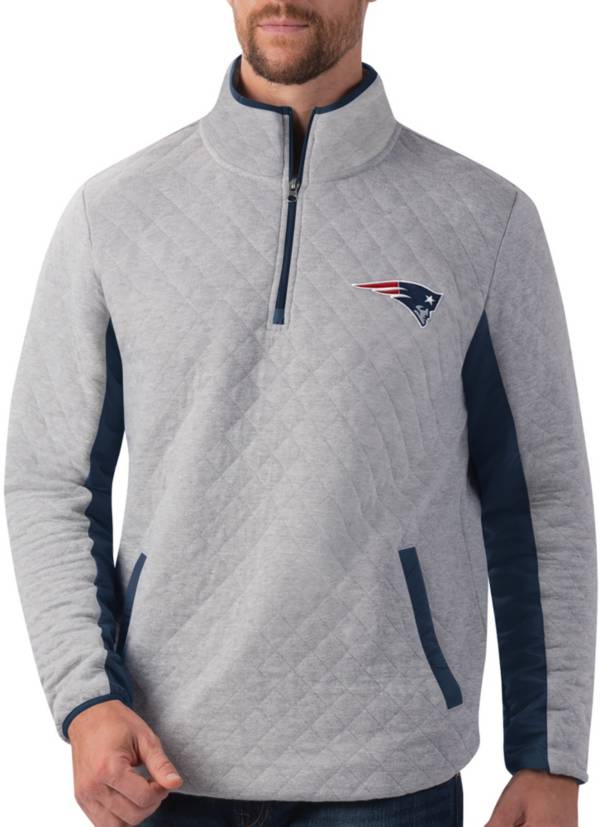 G-III Men's New England Patriots Slugger Quilt Grey Half-Zip Pullover