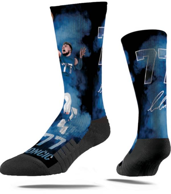 Strideline Dallas Mavericks Luka Doncic #77 Fog Crew Socks