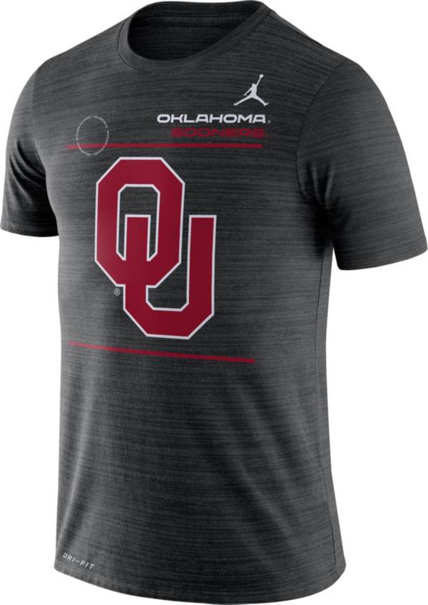 Jordan Men's Oklahoma Sooners Dri-FIT Velocity Football Sideline Black T-Shirt