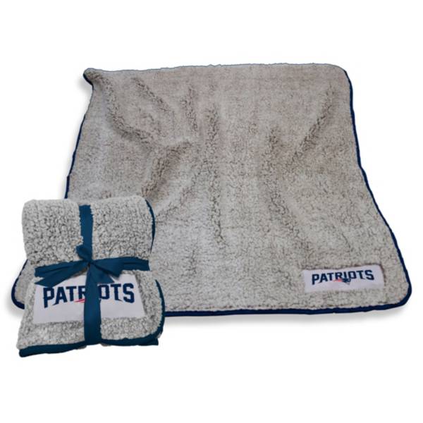 Logo New England Patriots Frosty Fleece Blanket