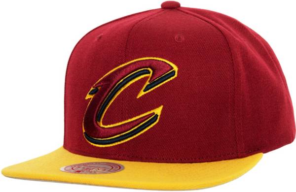 Mitchell & Ness Men's Cleveland Cavaliers Red Snapback Hat