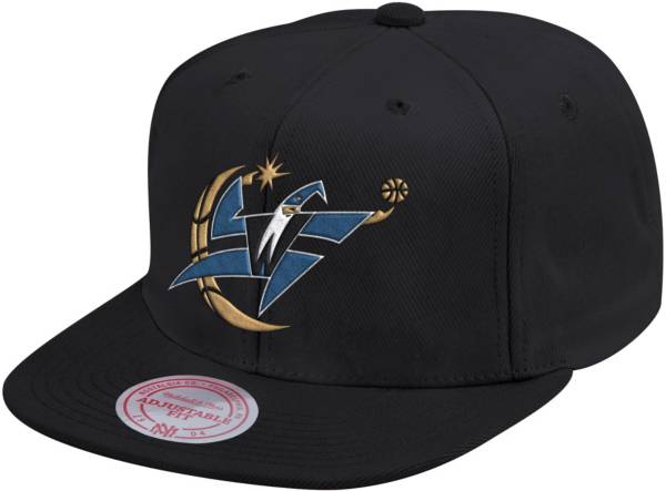 Mitchell & Ness Men's Washington Wizards Black Hardwood Classics Snapback Hat