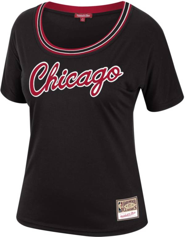 Mitchell & Ness Women's Chicago Bulls Black T-Shirt