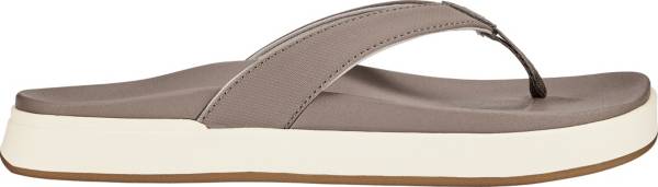 OluKai Women's Nu'a Pi'o Sandals