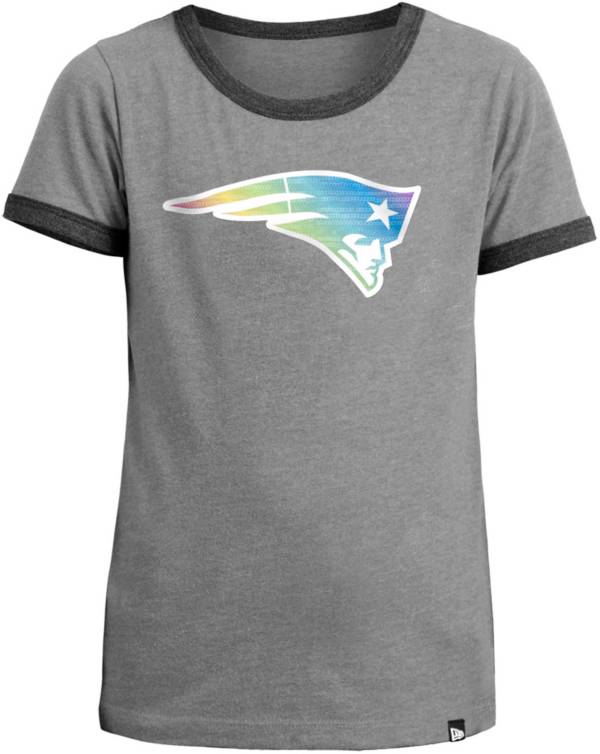 New Era Apparel Girls' New England Patriots Candy Sequins T-Shirt