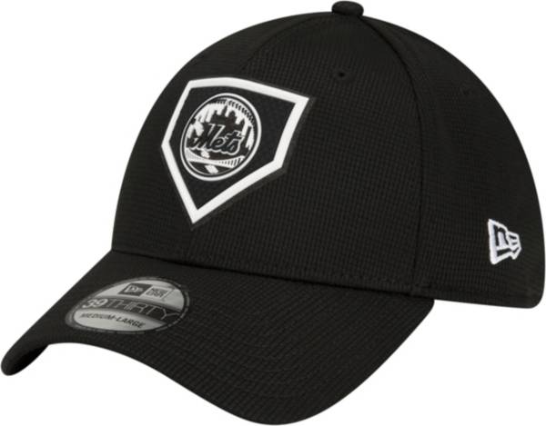 New Era Men's New York Mets Black Club 39Thirty Stretch Fit Hat