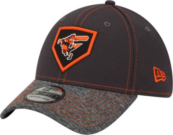 New Era Men's Baltimore Orioles Grey Club 39Thirty Stretch Fit Hat