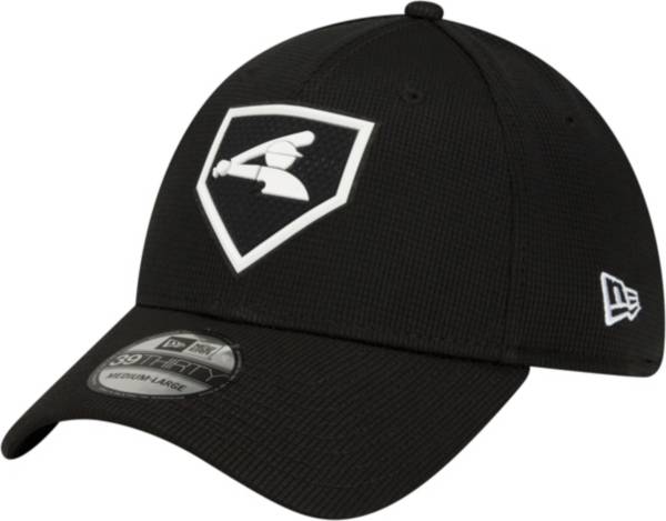 New Era Men's Chicago White Sox Black Club 39Thirty Stretch Fit Hat